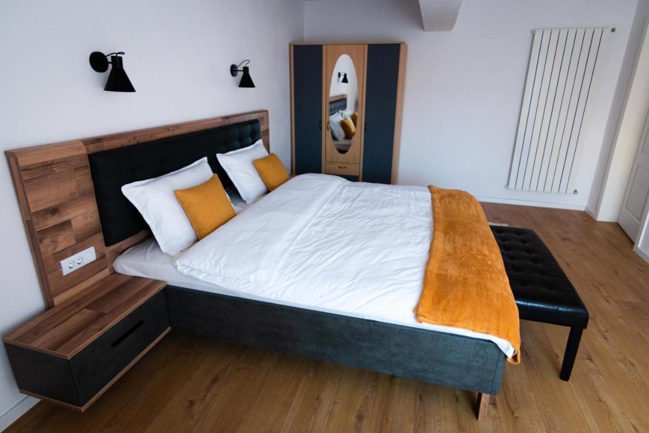Făgăraş Urban Six Apartments מראה חיצוני תמונה
