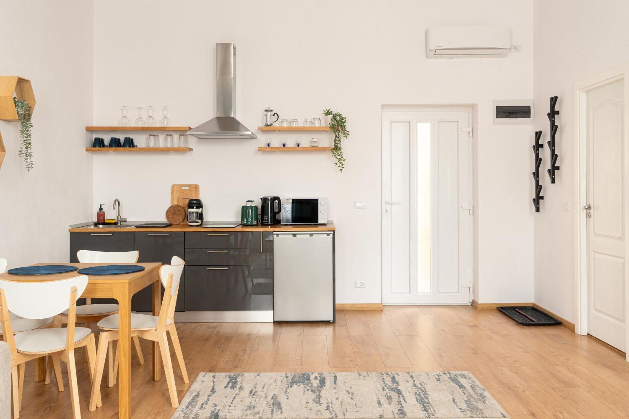 Făgăraş Urban Six Apartments מראה חיצוני תמונה